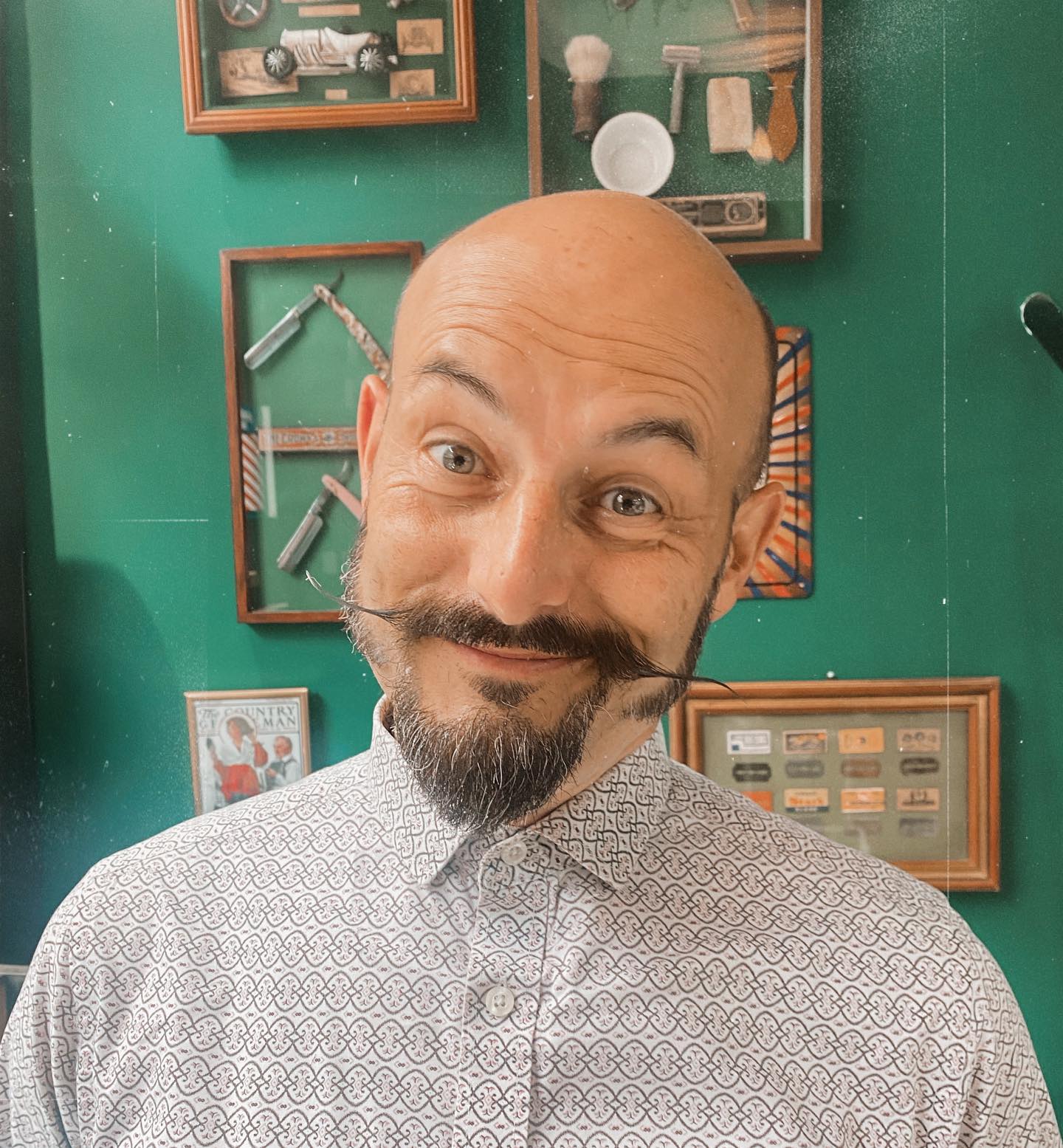 Moustache - L'atelier de la barbière